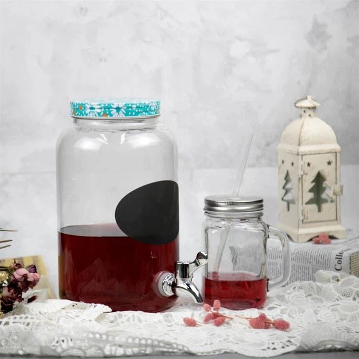 Gallon Jar With Spigot