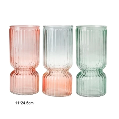 Certainly! Here are some expanded thoughts on glass vases