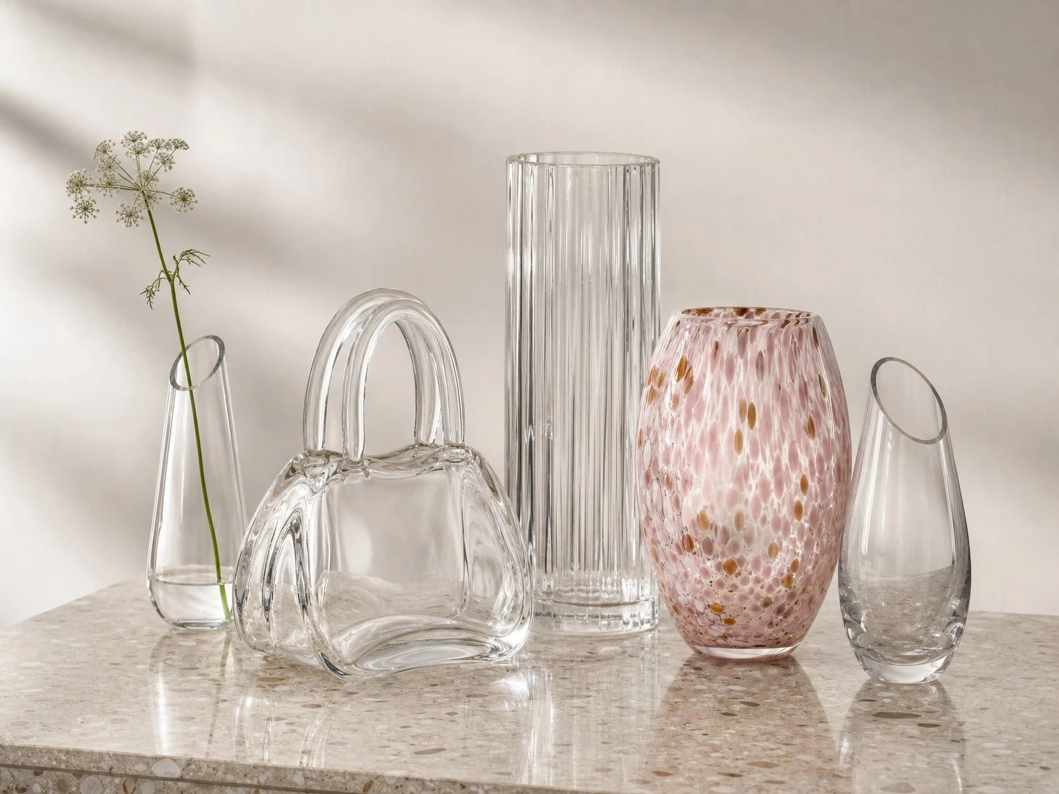 Custom glass vases for flowers, display, and home decor Custom glass vases for flowers, display, and home decor